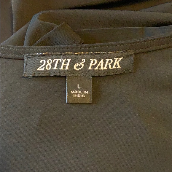 28th & Park Tank Top Large NWT - Picture 4 of 4